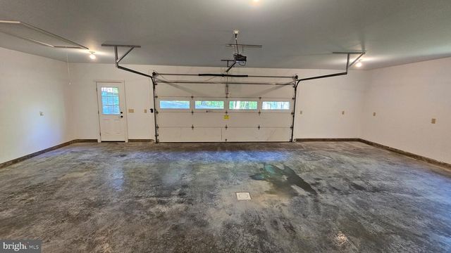 10315 TANGLEWOOD DR, Huntingdon, PA 16652