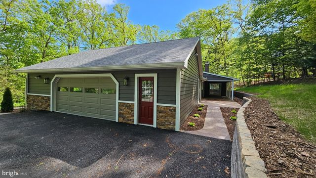 10315 TANGLEWOOD DR, Huntingdon, PA 16652