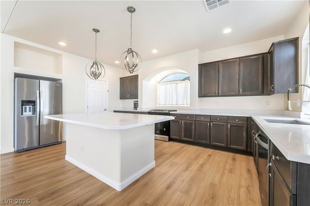 6328 Rock Stream Lane, Las Vegas, NV 89141