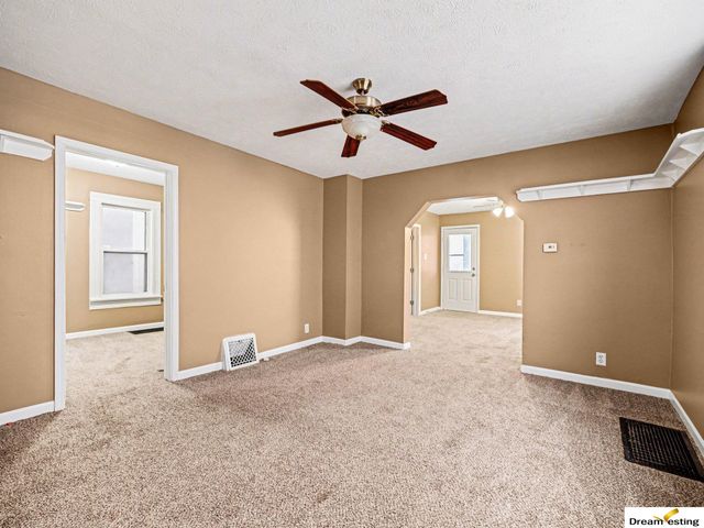 5124 S 23rd Street, Omaha, NE 68107