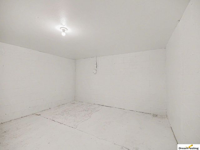 5124 S 23rd Street, Omaha, NE 68107