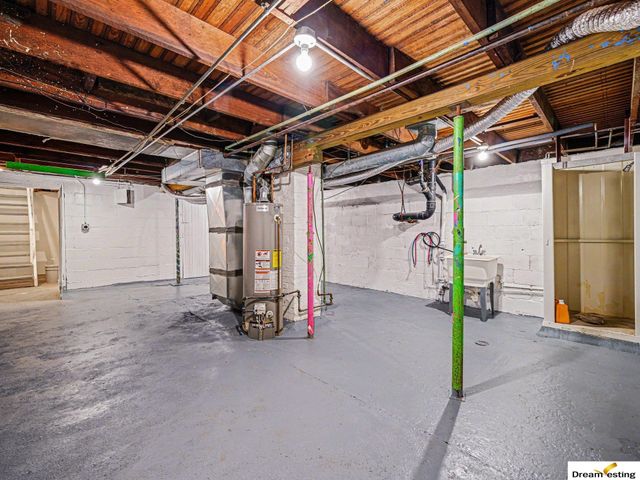 5124 S 23rd Street, Omaha, NE 68107