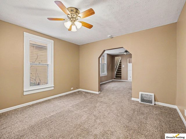 5124 S 23rd Street, Omaha, NE 68107