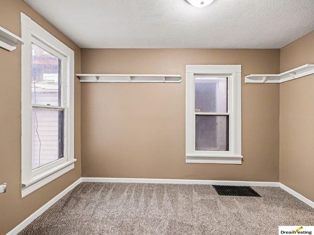 5124 S 23rd Street, Omaha, NE 68107