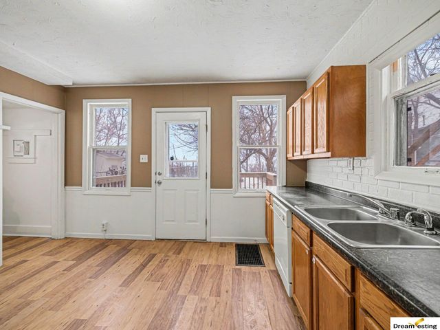 5124 S 23rd Street, Omaha, NE 68107