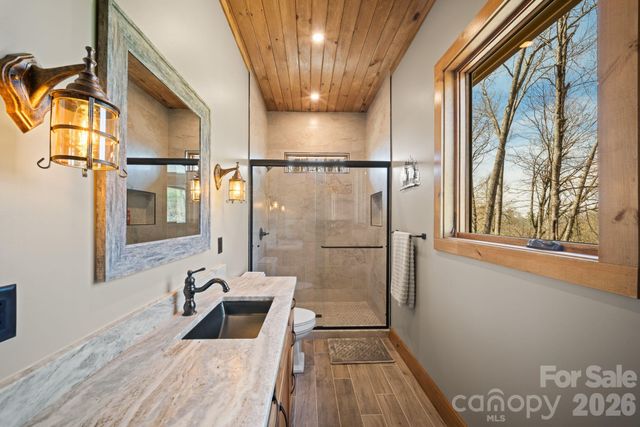 296 Austin Mountain Drive, Burnsville, NC 28714