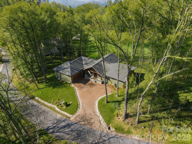 296 Austin Mountain Drive, Burnsville, NC 28714