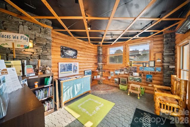 296 Austin Mountain Drive, Burnsville, NC 28714