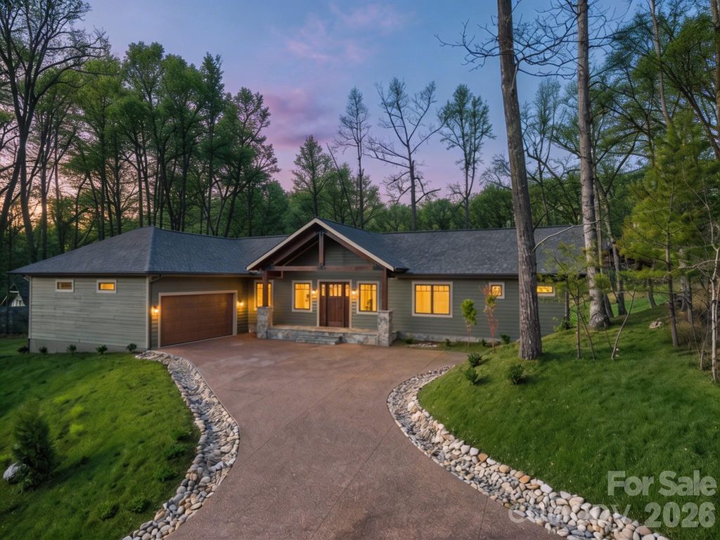 296 Austin Mountain Drive, Burnsville, NC 28714