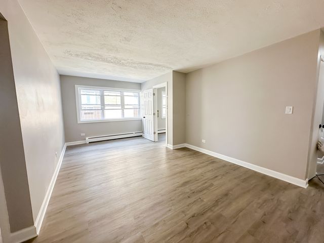 4300 N Keystone Avenue 3B, Chicago, IL 60641