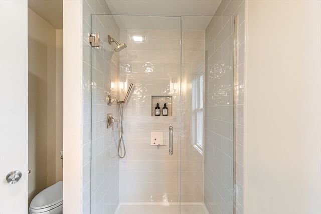 210 Promenade Street, Barrington, RI 02806