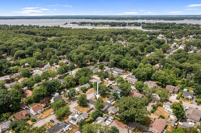 210 Promenade Street, Barrington, RI 02806
