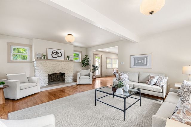 210 Promenade Street, Barrington, RI 02806