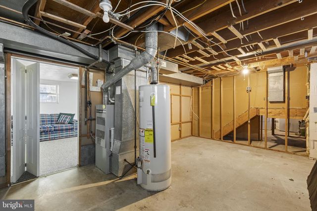 5104 MCFAUL RD, Baltimore, MD 21206