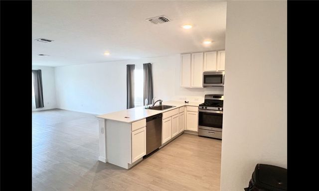 2801 Martell St, Corpus Christi, TX 78415