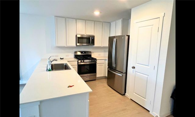 2801 Martell St, Corpus Christi, TX 78415