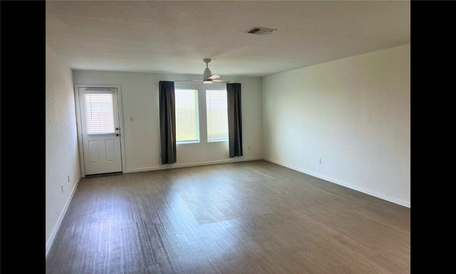 2801 Martell St, Corpus Christi, TX 78415