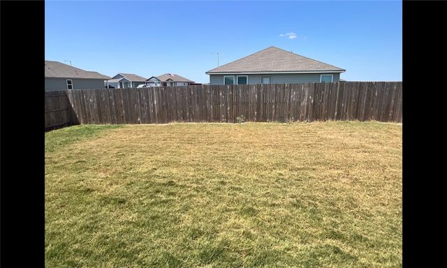 2801 Martell St, Corpus Christi, TX 78415