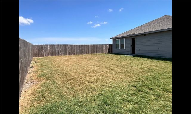 2801 Martell St, Corpus Christi, TX 78415