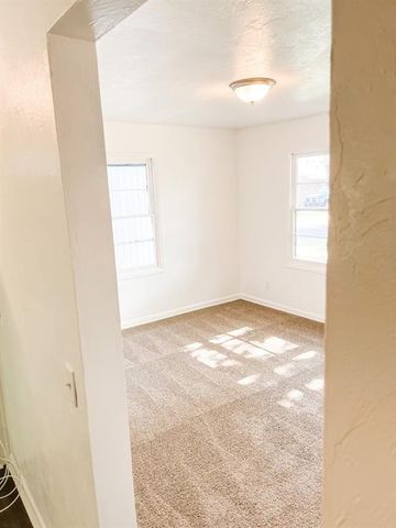 1618 S David Street, Anadarko, OK 73005