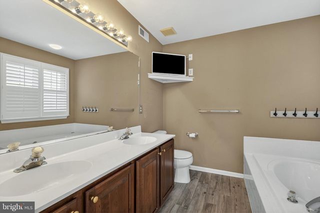 117 MONTICELLO DR, Sicklerville, NJ 08081