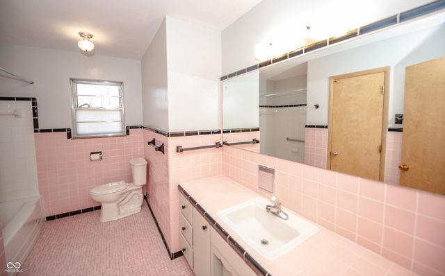 5502 Radnor Road, Indianapolis, IN 46226