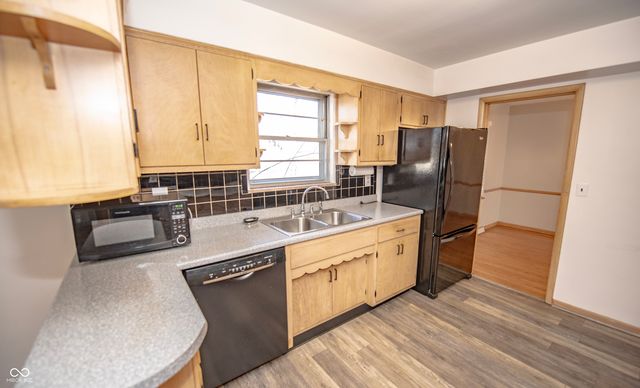 5502 Radnor Road, Indianapolis, IN 46226
