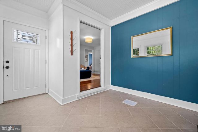 2909 FAIRMONT ST, Falls Church, VA 22042