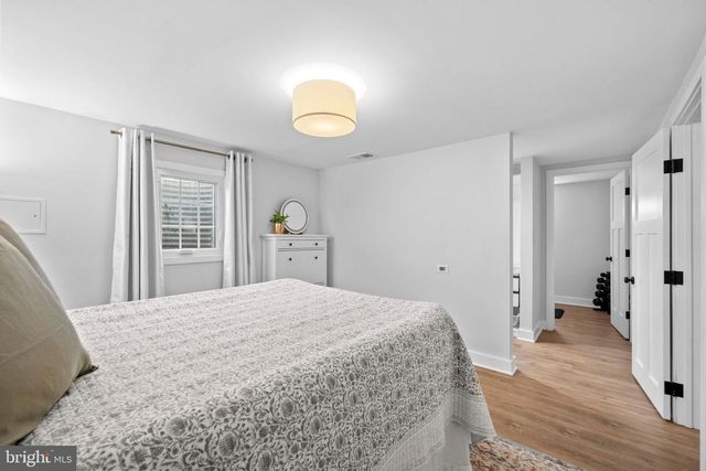 2909 FAIRMONT ST, Falls Church, VA 22042