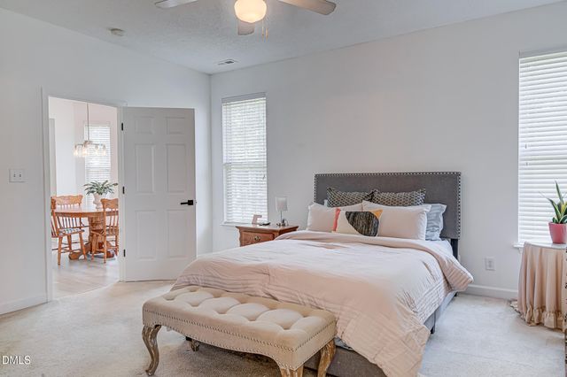 2517 Cambridge Road, Burlington, NC 27215
