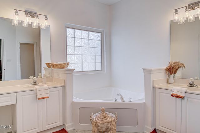 2517 Cambridge Road, Burlington, NC 27215