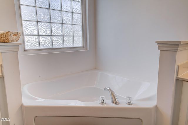 2517 Cambridge Road, Burlington, NC 27215