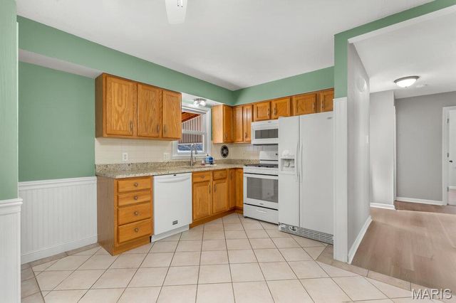 10738 Saint Cosmas Lane, St Ann, MO 63074