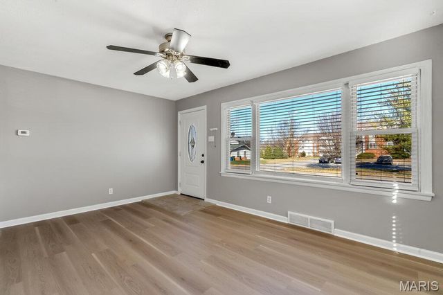 10738 Saint Cosmas Lane, St Ann, MO 63074