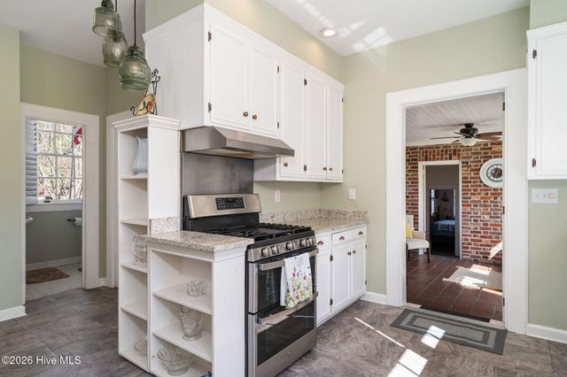 512 E Hill Street, Warsaw, NC 28398