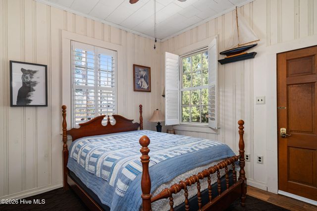 512 E Hill Street, Warsaw, NC 28398