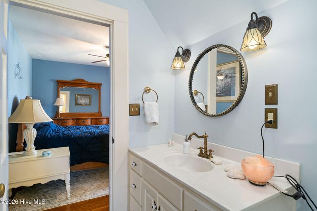 512 E Hill Street, Warsaw, NC 28398