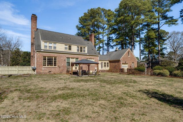 512 E Hill Street, Warsaw, NC 28398