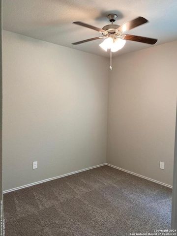 1235 Whitneyway Ln, New Braunfels, TX 78130