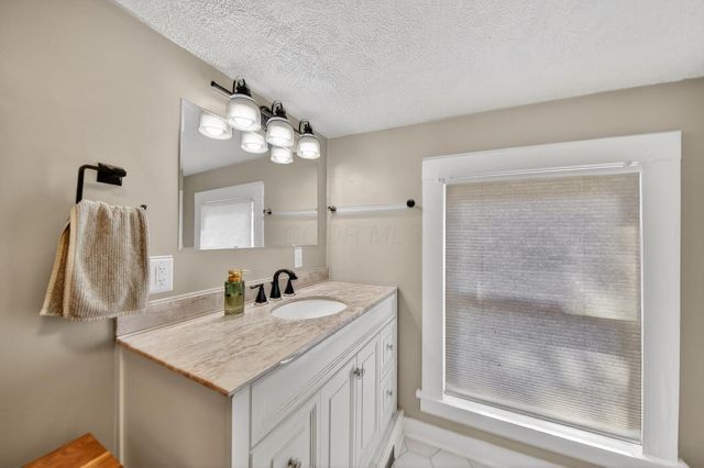 612 E High Street, Mount Vernon, OH 43050