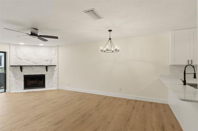 205 SOMERSET LANE, Palm Harbor, FL 34684
