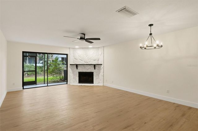 205 SOMERSET LANE, Palm Harbor, FL 34684