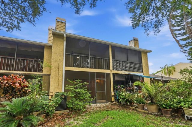 205 SOMERSET LANE, Palm Harbor, FL 34684