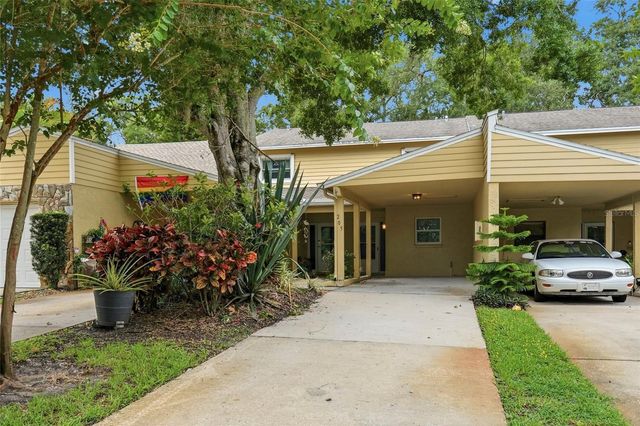 205 SOMERSET LANE, Palm Harbor, FL 34684