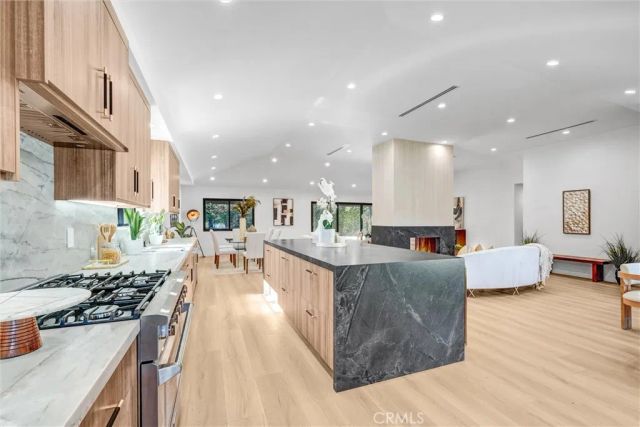 6847 Katherine, Van Nuys, CA 91405