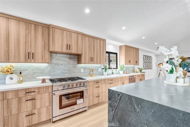 6847 Katherine, Van Nuys, CA 91405