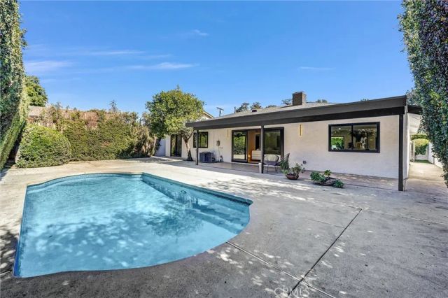 6847 Katherine, Van Nuys, CA 91405