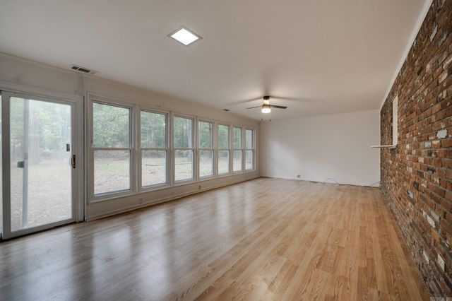 5505 Chaucer Lane, Little Rock, AR 72209