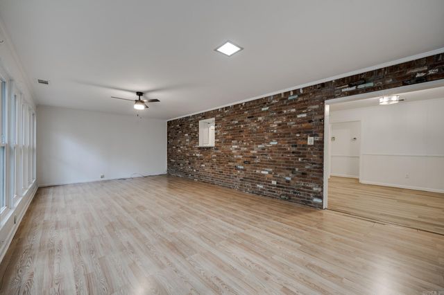 5505 Chaucer Lane, Little Rock, AR 72209