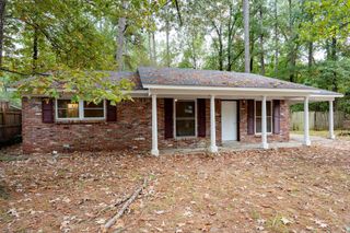 5505 Chaucer Lane, Little Rock, AR 72209